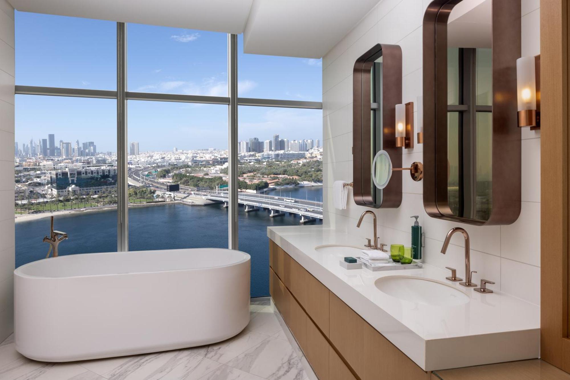 Hilton Dubai Creek Hotel & Residences Kültér fotó